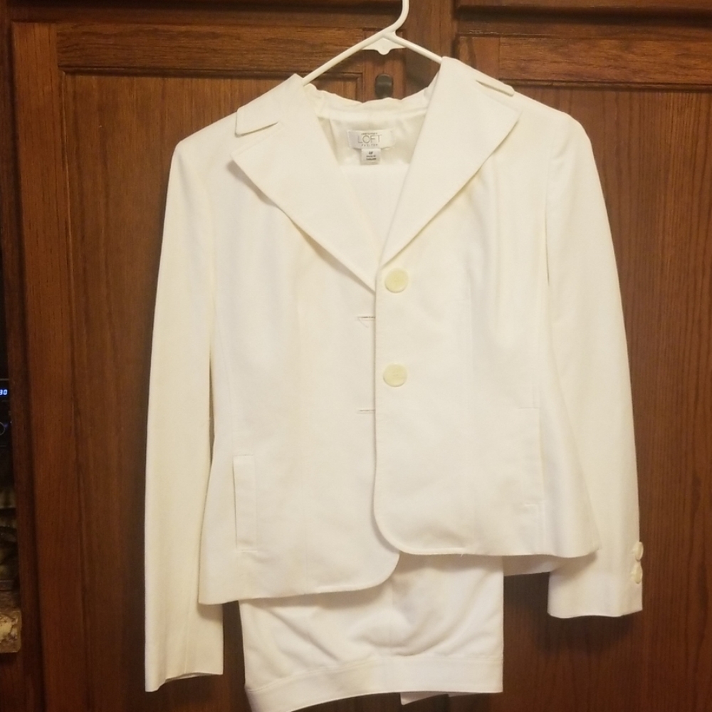 White suit - Ann Taylor Loft, 4P/2P